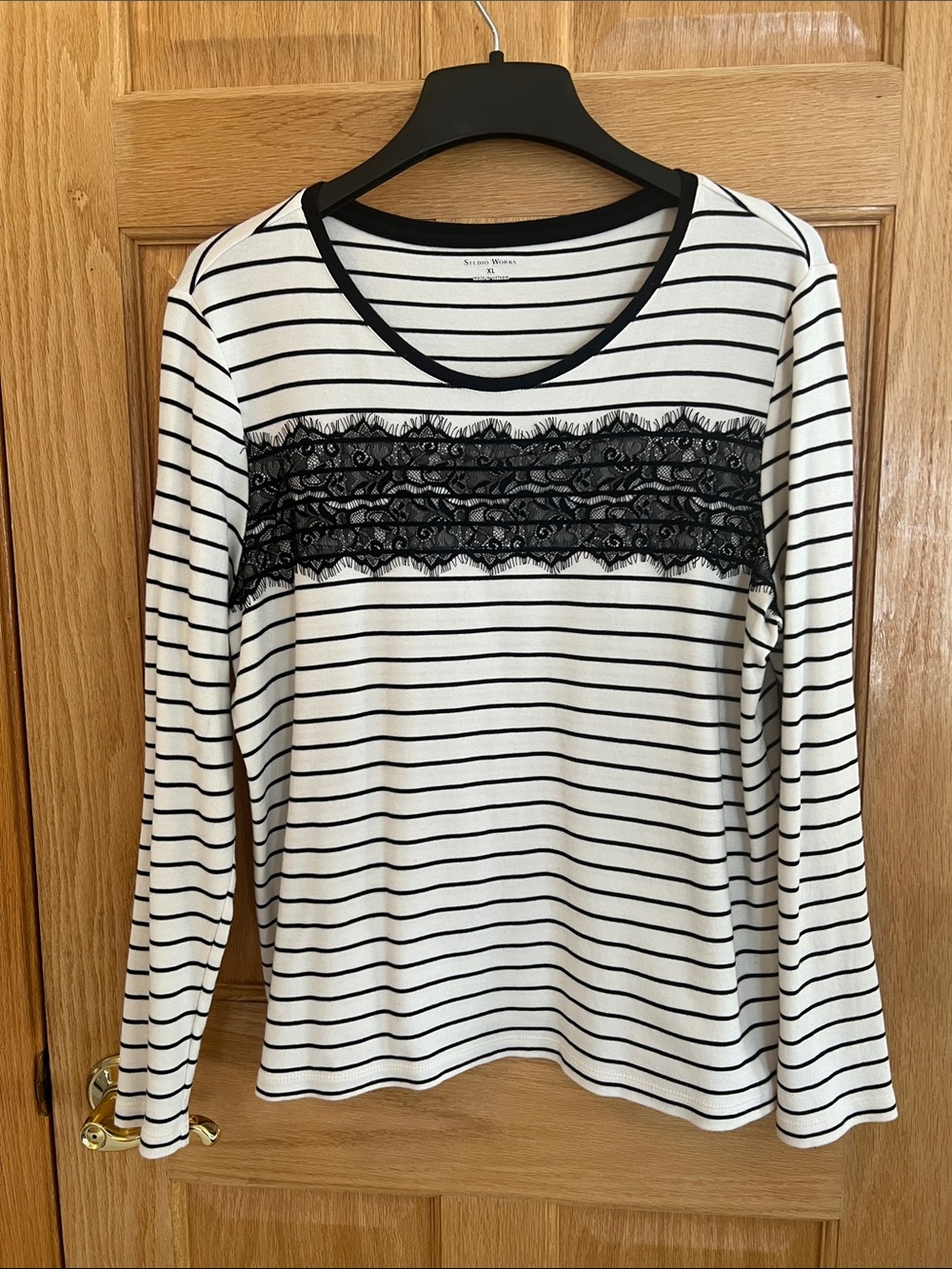 Studio Works Black and White Striped Long Sleeve Top with Lace Band XL